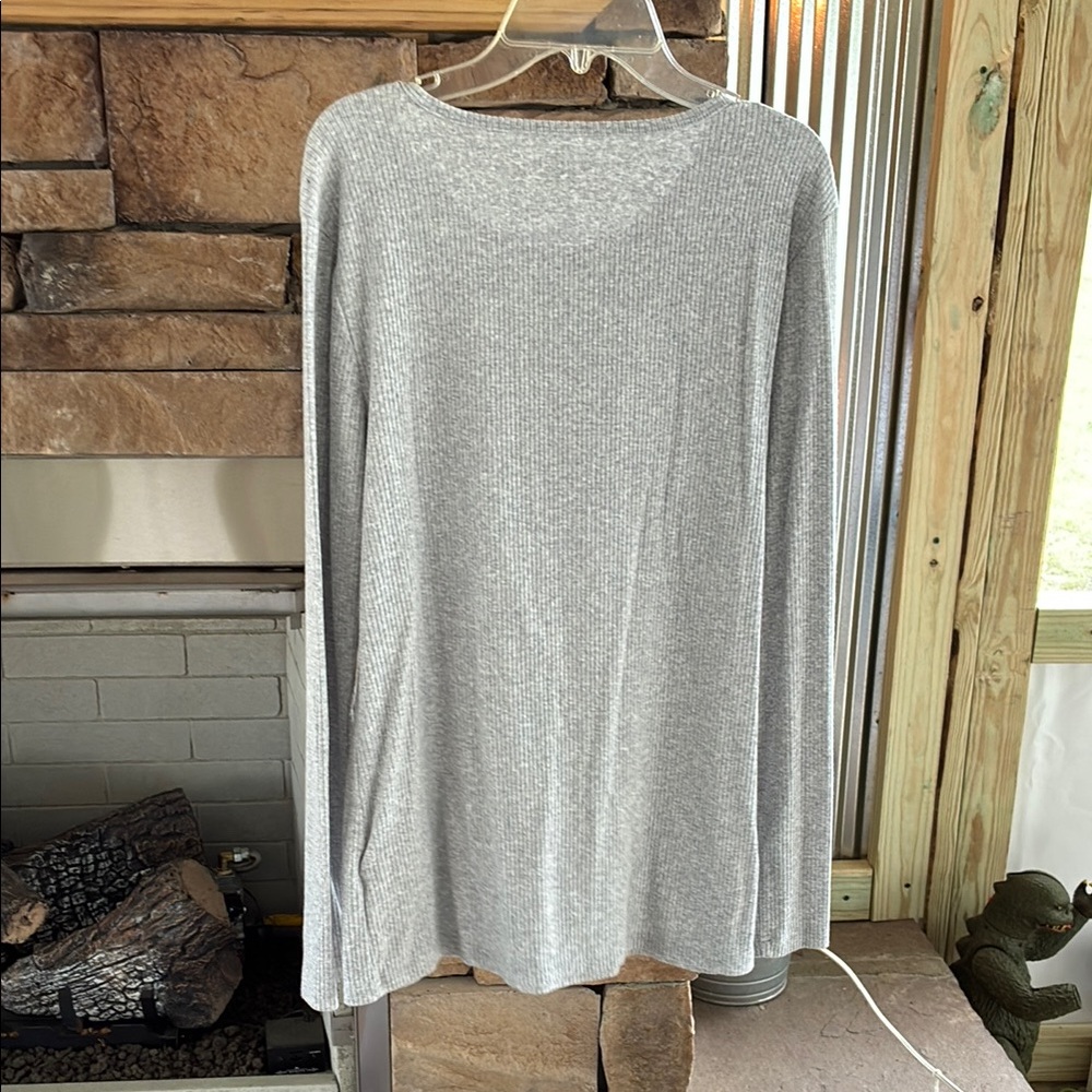 Amazon Essentials Gray Fitted Ribbed Long Sleeve Tee - Picture 3 of 4